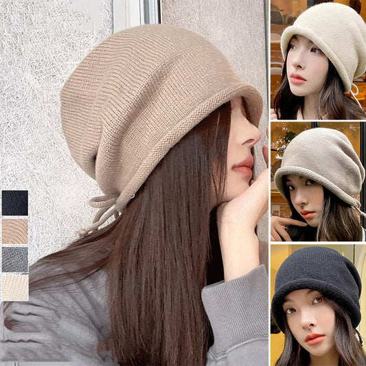 Modischer Hut, Der Das Gesicht Kleiner Wirken Lässt