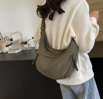 🩷Heiße Verkäufe 50% RABATT🩷Designer Direktverkauf👜Damen Mode einfarbig Nylon Crossbody Hobo Tasche