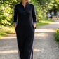 Minimalistisches Kleid mit Knopfleiste und Kontrastbesatz