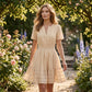 Damen-Minikleid mit kurzen Ärmeln und Stufenrock